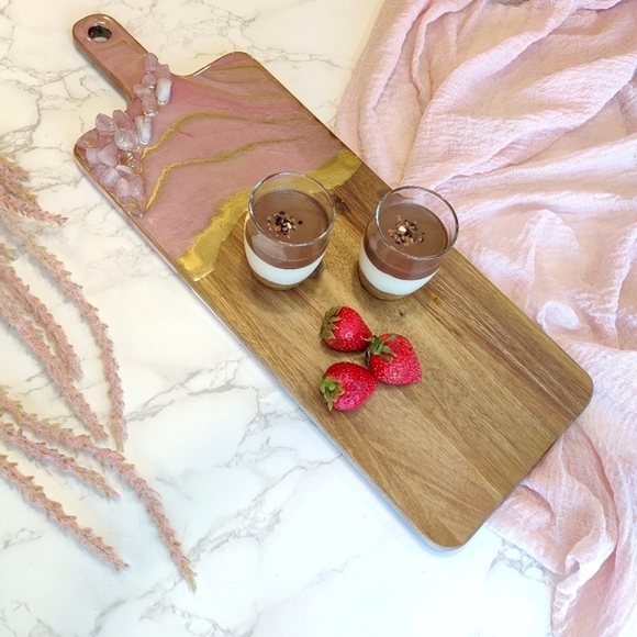 Resin Acacia Wood Charcuterie/Cheese Board - Picture 4 of 7